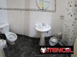 Apartamento de 2/4, planta baja, carposh, en el Vedado (V-252)