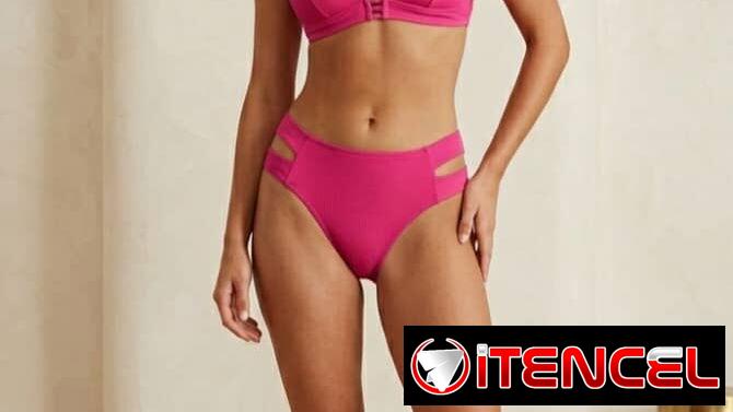 Bikini Fucsia con Aberturas Laterales (Talla M) — 18 USD