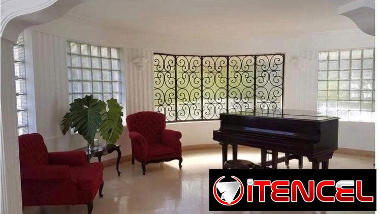 Renta Miramar residencia lujo piscina