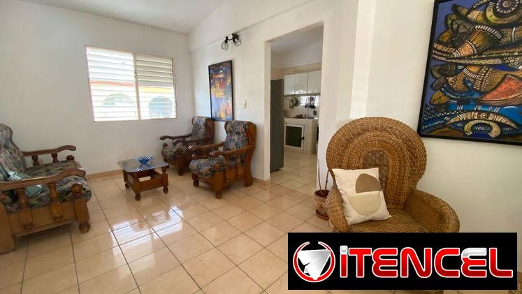 Apartamento en la Ceiba 4 cuartos y garaje