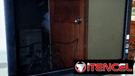 PC de escritorio tipo all in one, marca HP llamar a Pavón 52433070