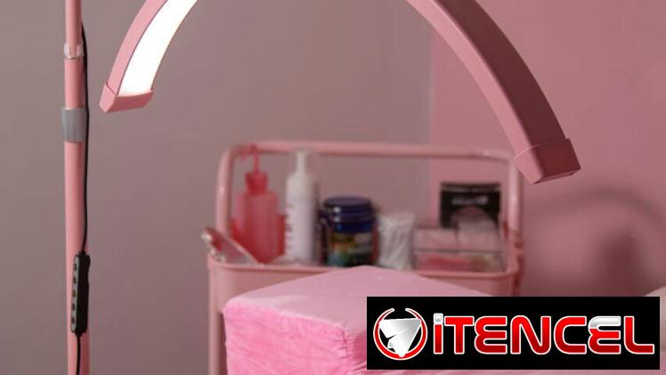 Busco manicurista para salón de belleza
