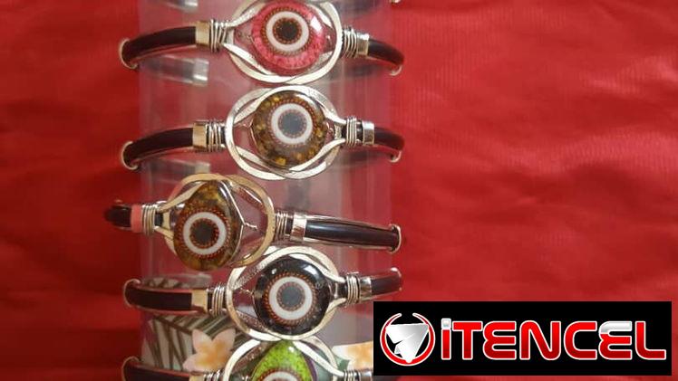 Pulseras tipo esclavas con ojo turco