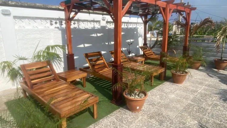 Alquiler de casa en la playa con piscina en Guanabo. Renta de casa con piscina en Guanabo a 250 m del mar