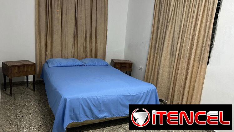 Renta de piscina con posibilidad de habitación.