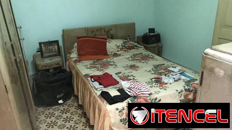 Permuto casa de 3/4 en Centro Habana por apto de 2/4 en Plaza. Carlos, móvil 52914572