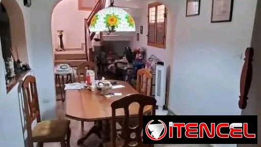 G-746 En venta espaciosa casa con vista directa al mar en Cojimar