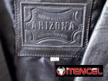 ABRIGO TIPO BLASER DE PIEL MARCA ARIZONA TALLA XL. Llamar a Pavón 52430370