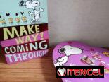 Caja de bombones Kisses Snoopy+Postal original Snoopy.