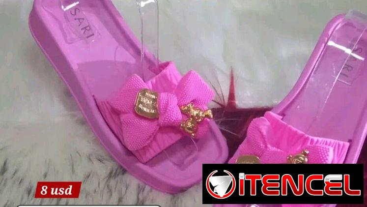 Chancletas 36 y 37 (8) usd solo mensajería disponible en el cotorro