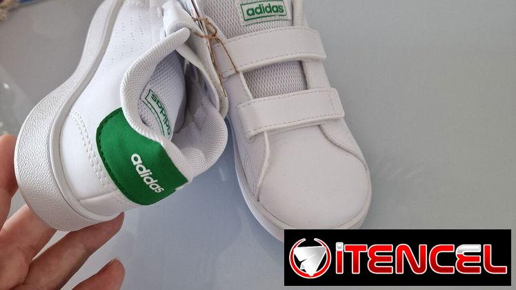 🔥 Adidas Advantage CFI – ¡Estilo Clásico para los Peques! 🔥