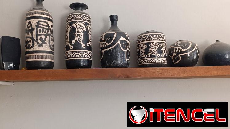 Conjunto de 5 jarrones de cerámica