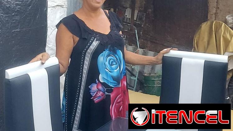Excelente  juego d comedor  Tapizados