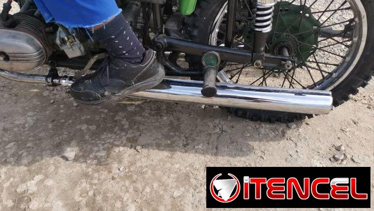 Moto Ural en perfectas condiciones. Reparada, chapisteada y pintada. Contacto por whatsapp a traves del 52701077
