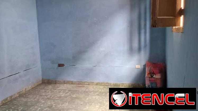 Apartamento de dos cuartos, terraza y placa libre en CH!!