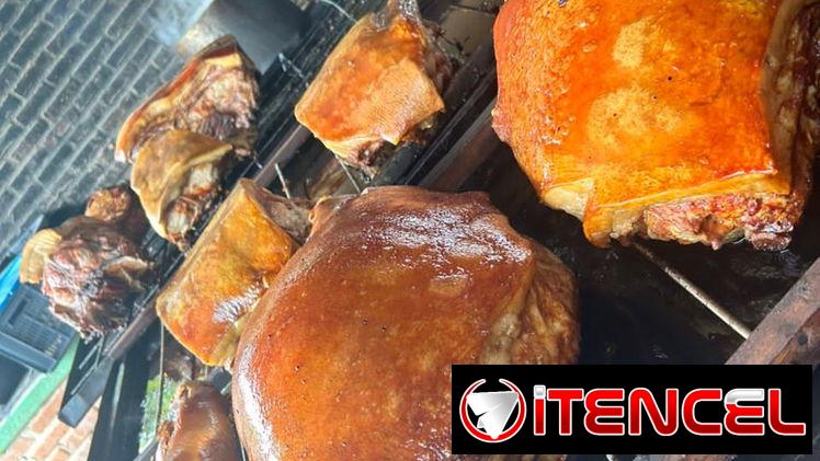 ¡Cerdo asado, congrí, yuca con mojo y mucho sabor cubano! 🐷🍚🍌🇨🇺🔥