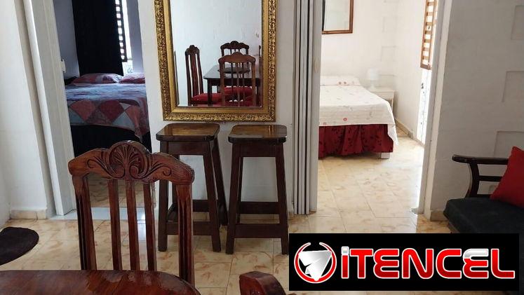 Renta fija apartamento 2cuartos en 5ta y Paseo