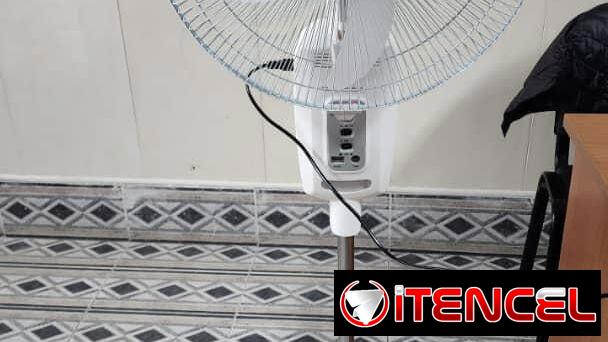 Ventilador recargable pedestal con duración de 12 horas