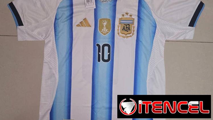 Mejor regalo para el 14 de febrero. Pulovers de fútbol réplicas AAA.