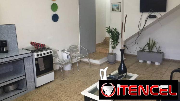 [Confort Rentals] Casa en Guanabo – Piscina Climatizada y Energía Solar