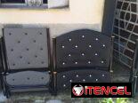 Cama personal de tubo tapisada con mesas de noche y barandas si las desea el color lo elige usted.