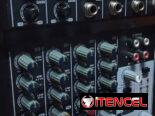 Analog Mixer Behringer XENYX 802 Premium 8-Input 2-Bus (Incluye Power Supply 220v)