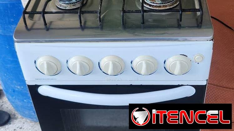 Cocina de gas con horno