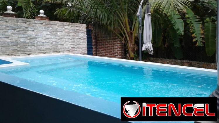 Se renta casa a 1km de la playa de Guanabo con piscina por el gato verde. +53 54026428