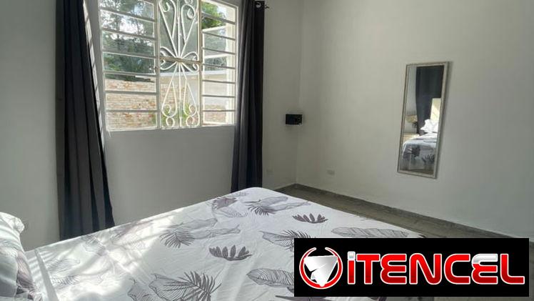 🐬💦Disponible casa 🏡 con piscina.  WhatsApp 5 8142662