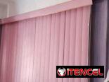 BELLAS CORTINAS VERTICALES ESTILO AMÉRICANO