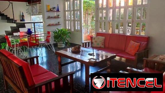 Cod.Z ​🌟 Renta en Miramar: Casa de lujo  (Confort y Seguridad) 🌟