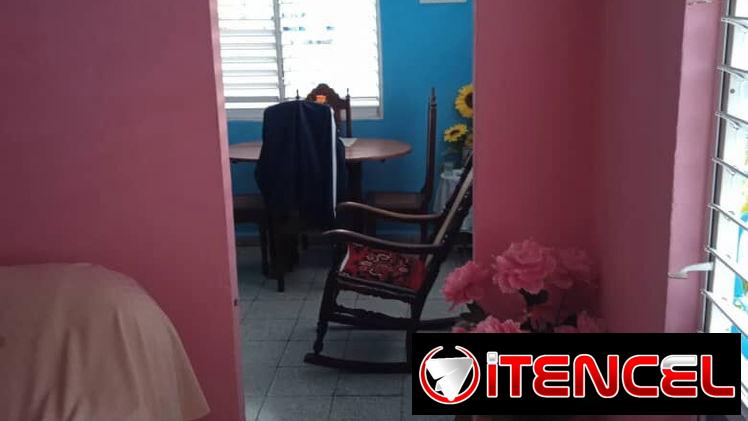 Se vende apartamento en 3er nivel en el reparto turístico de Melilla,Playa Pesquero, Holguín