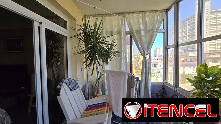 Vedado 75 mil negociables apt 2 ctos y medio 2 baños garaje