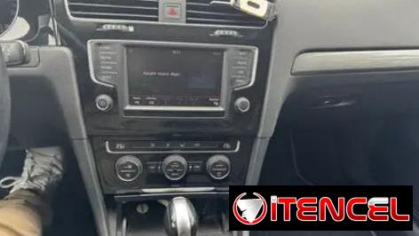 Volkswagen Golf VII año 2016 automática