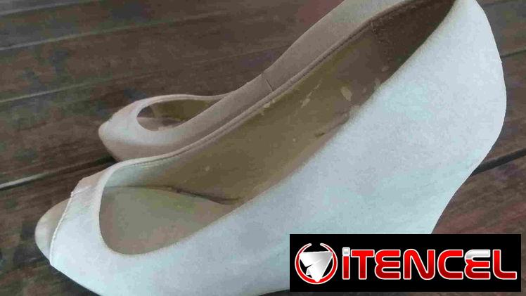 Zapatos de Vestir Color Beige marca FootCat. No: 36. De uso