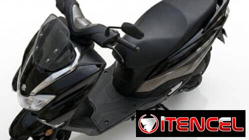 Moto Suzuki burgman