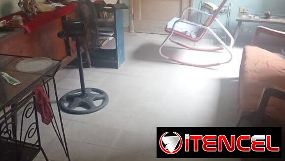 Se vende o permuta apartamento de los años 50 de 1/4 en Centro Habana