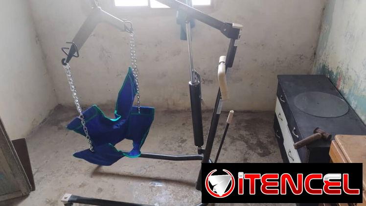 Vendo Elevador Hidráulico de Pacientes – Practicamente Nuevo