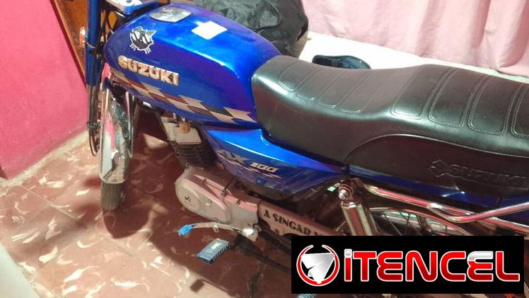 🔥 ¡SUZUKI AX100 IMPECABLE! Panel Digital + Accesorios ProTaper – ¡Llegar y Montar! 🔥