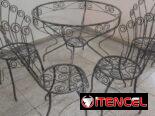 Juego de comedor de hierro