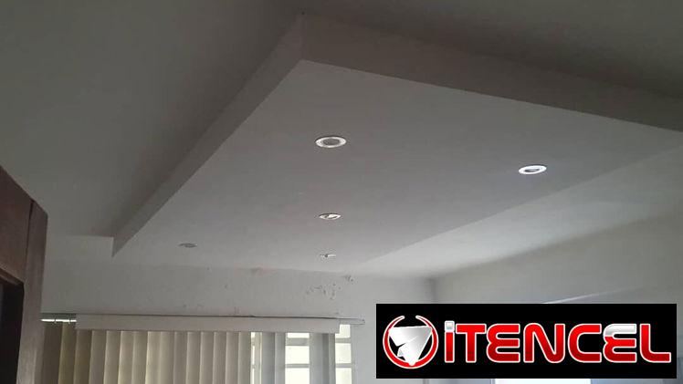 Ofertaaa apto de 2 cuartos y medio y dos baños en perfecto estado planta baja súper céntrico!!!!