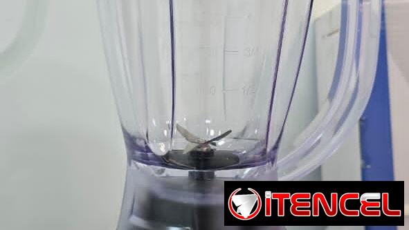 Batidora Milexus con vaso plástico
