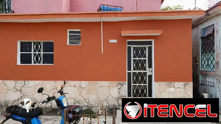 Se vende casa pequeña en el reparto la Ceiba, municipio Playa, soy la propietaria.