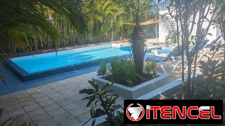 💫💦Disponible hermosa casa con piscina grande.  WhatsApp 5 8142662