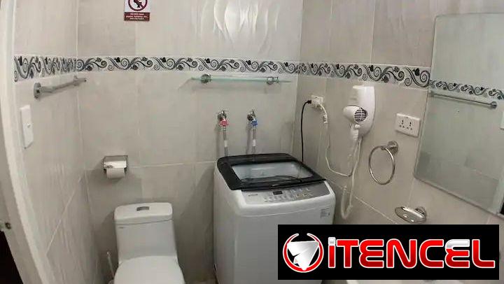 APTO PRIVADO en el vedado. PLAZA. DE una habitación climatizada(NO SE VA LA CORRIENTE).54026428