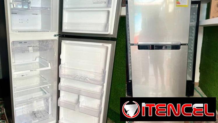 Refrigerador Samsung 9.1 pies  Nuevos en caja sin detalles  Transporte incluido Factura y garantía de un mes