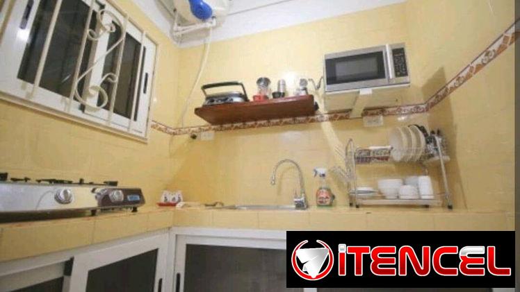 Renta de moderno apartamento a media cuadra de 23 y malecón