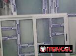 **¡TRANSFORMA TU HOGAR CON NUESTRO SERVICIO DE MARQUETERÍA DE ALUMINIO Y CRISTALES!** 🛠️ **Ofrecemos:** – Todo