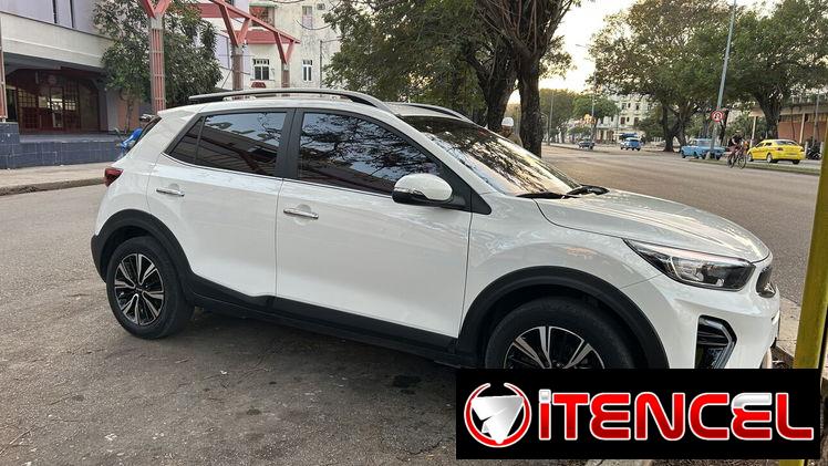 Se renta por día Kia Stonic 2024