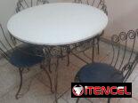 Juego de comedor de hierro